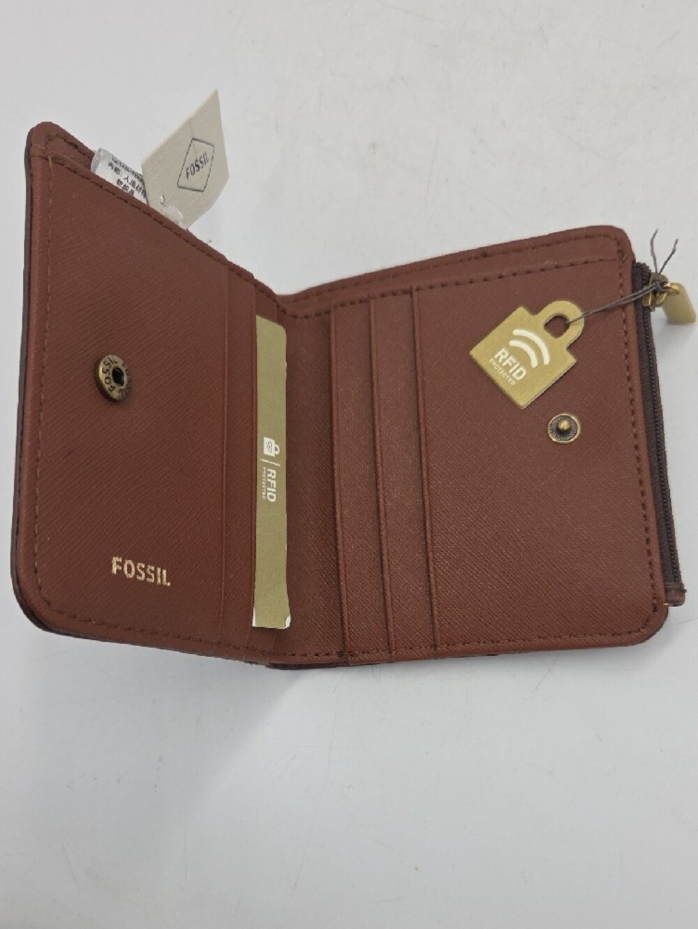 Fossil Brown Croc-Embossed RFID Wallet & Owl Charm - Picture 6 of 8